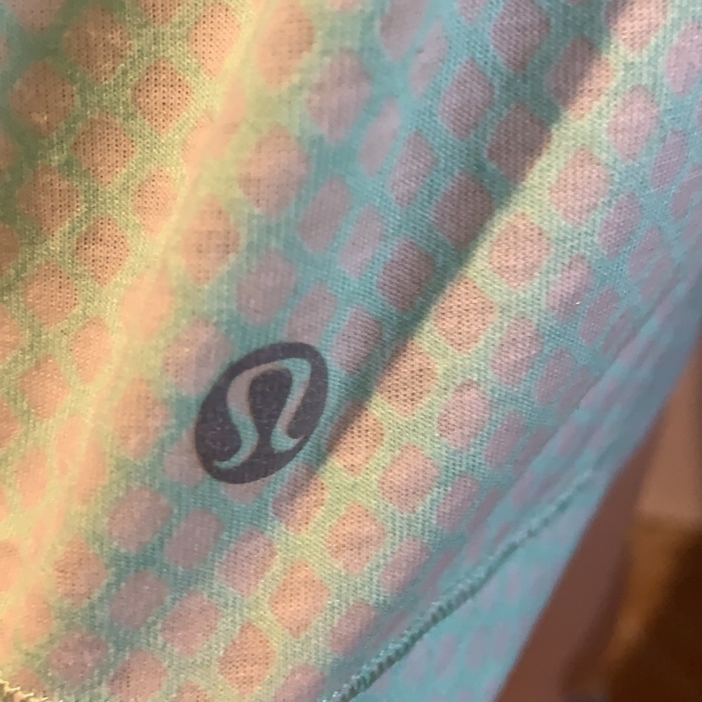 Lululemon shirt
